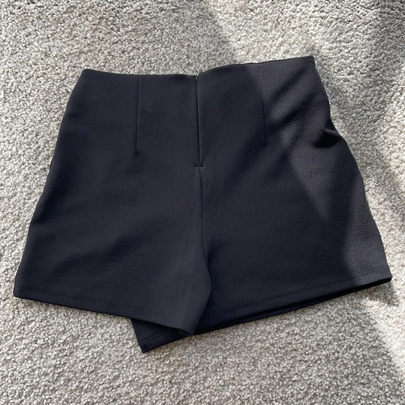 ✨Black Skorts✨ - Picture 8 of 10
